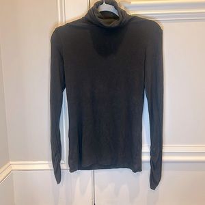 Firth Women’s Long Sleeve Scrunched Sleeve Grey Turtleneck S